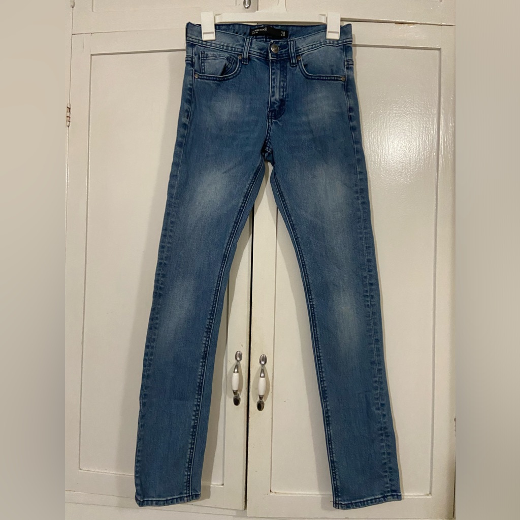 Nineteen 91 Skinny Straight Jeans